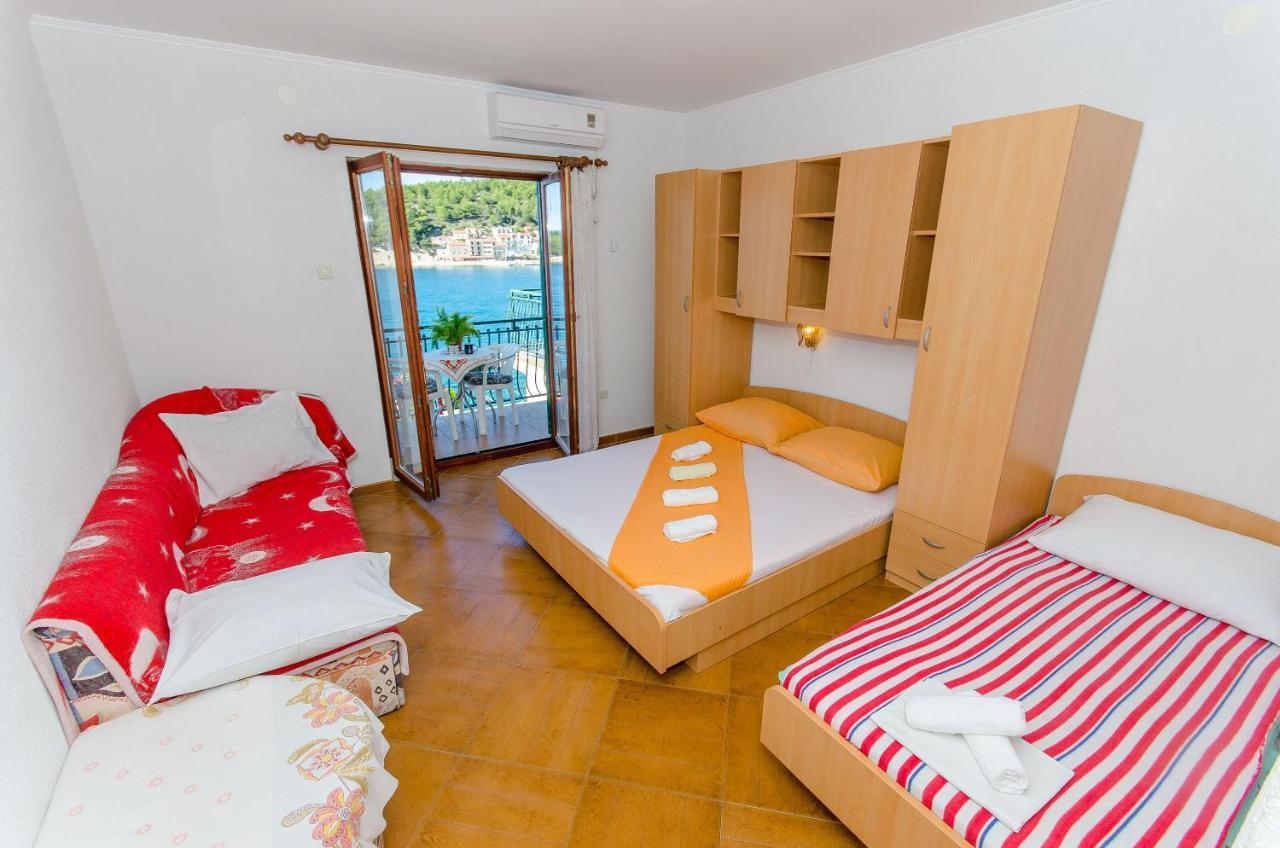 Apartments Moloco Drvenik  Luaran gambar